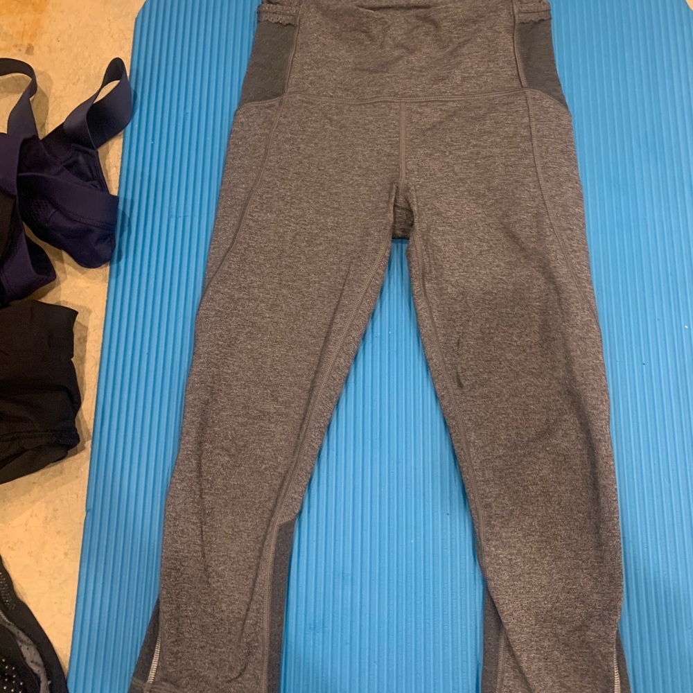Gray cropped lulu leggings